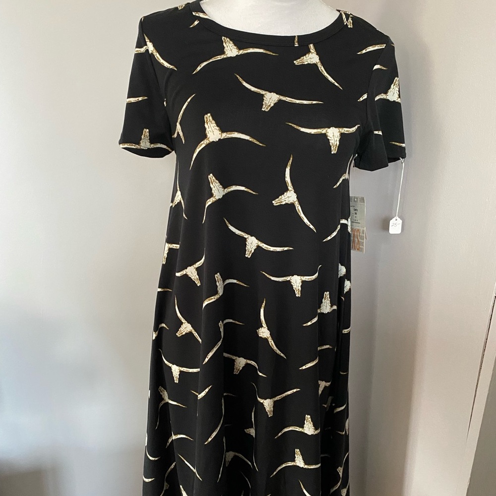 Lularoe T-shirt dress with long horn design Xs